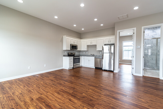 Building Photo - 40 Europa Way