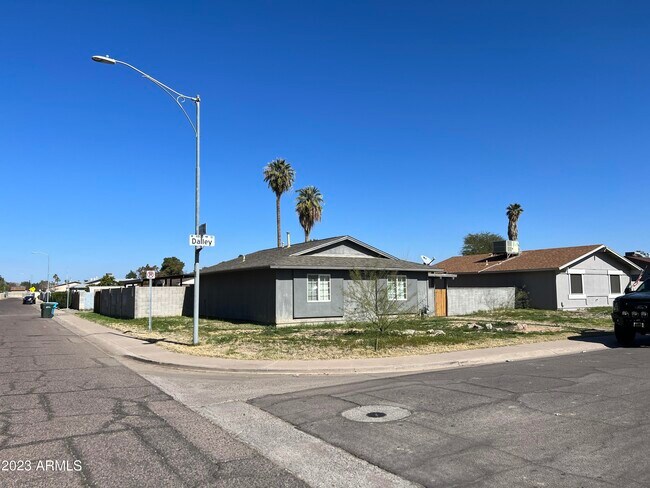 Building Photo - 14001 N 49th Ave