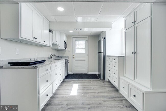 Foto del edificio - 1112 Cottage St SW