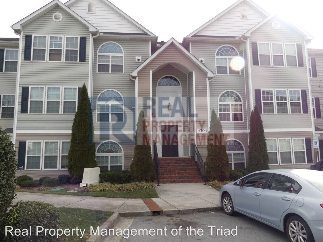 Primary Photo - 2 br, 2 bath House - 4703-B Pennoak Lane