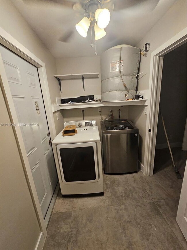 Foto del edificio - 7302 NW 76th Dr