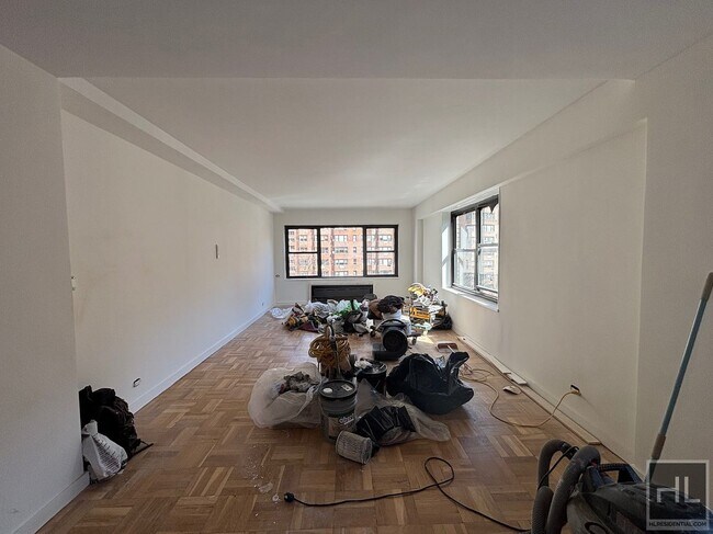Building Photo - EAST 55 STREET