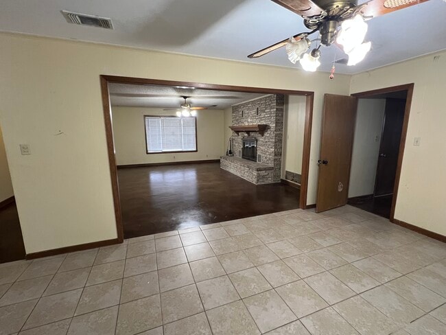 Foto del edificio - 1181 NE Acc Rd