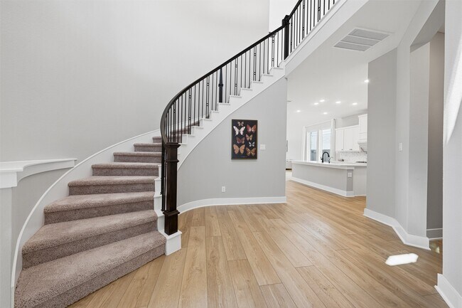 Building Photo - 6026 Churchill Spgs Ln