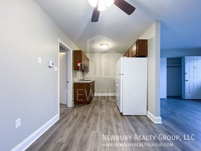 Foto del edificio - 25 Sunbury Estates
