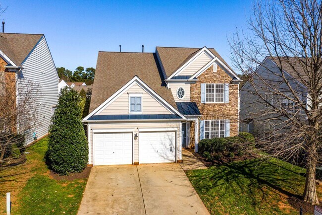 Foto del edificio - Beautiful 4 Bedroom Home in the vibrant city of Raleigh!