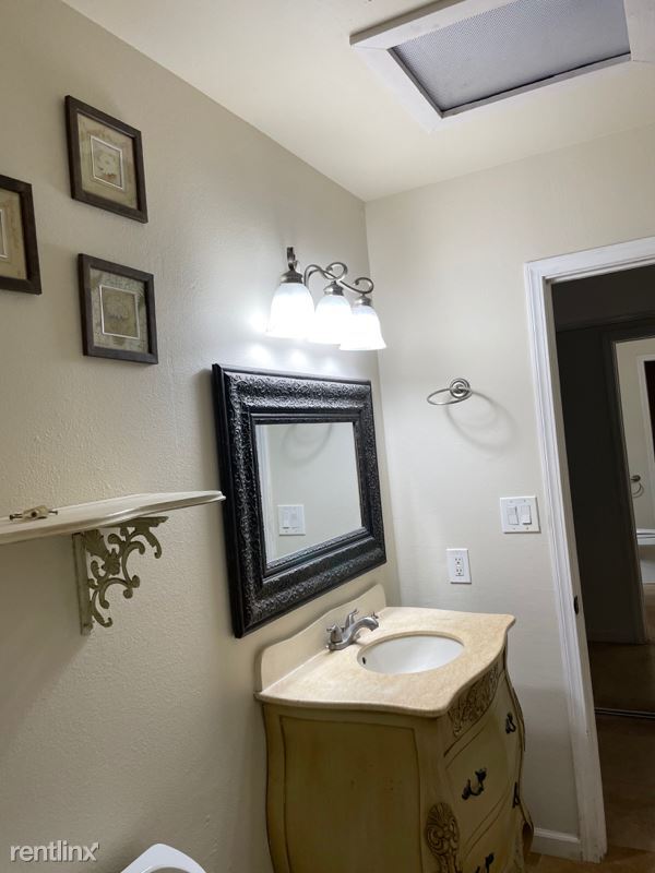 Building Photo - 3 br, 2 bath House - 921131 Makakilo Dr