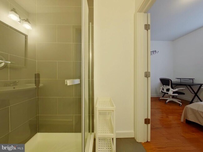 Foto del edificio - 1503 W Seybert St