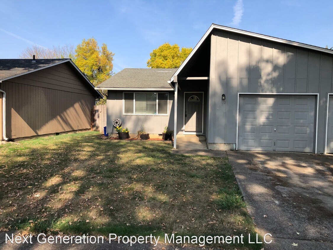 2 br, 1 bath House 4928 Bluebelle Way House Rental in Springfield