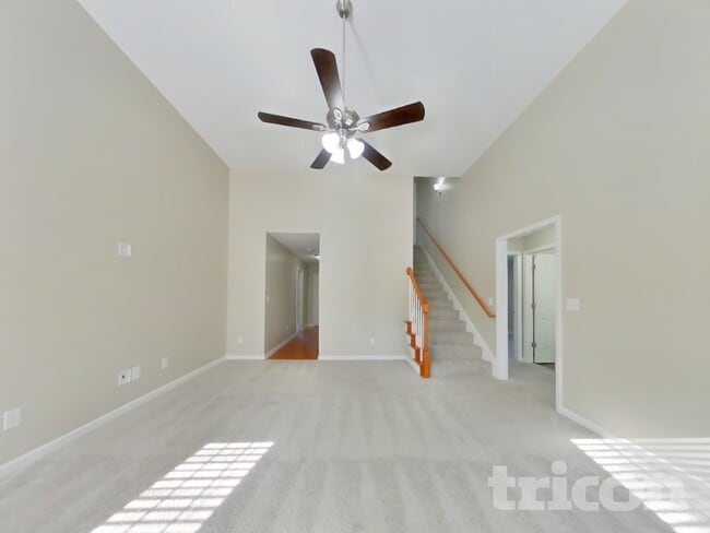 Building Photo - 3505 Flora Dr