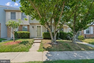 Building Photo - 8483 Aurora Ct