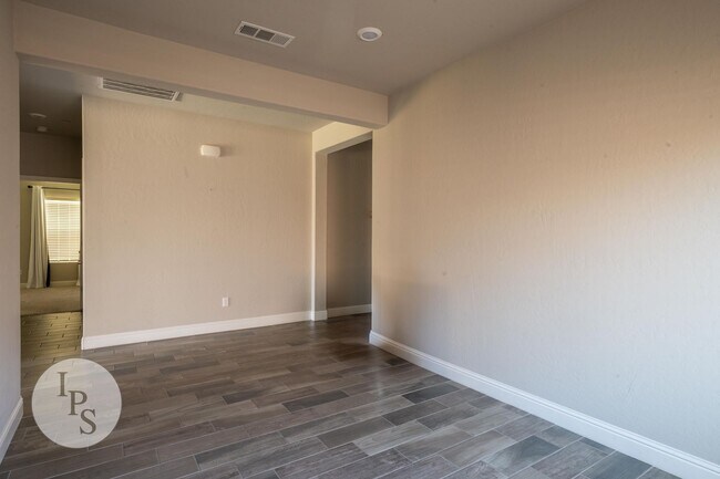 Foto del edificio - Clovis East Home, 2BR/2BA, Built 2019 in C...