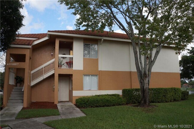 Foto del edificio - 770 NW 92nd Ave