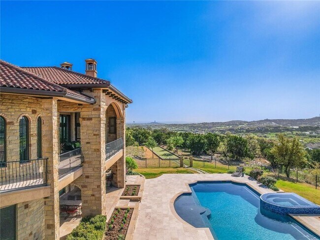 Building Photo - 4212 Serene Hills Dr