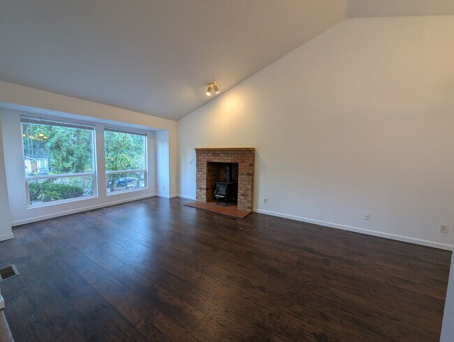 Photo - Charming 3 Bedroom Rambler in East Bremerton House