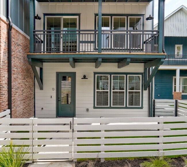 Foto del edificio - 3809 Valley View Rd