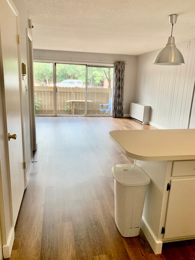 3000 Colorado Ave Unit 102, Boulder, CO 80303 Condo for Rent in