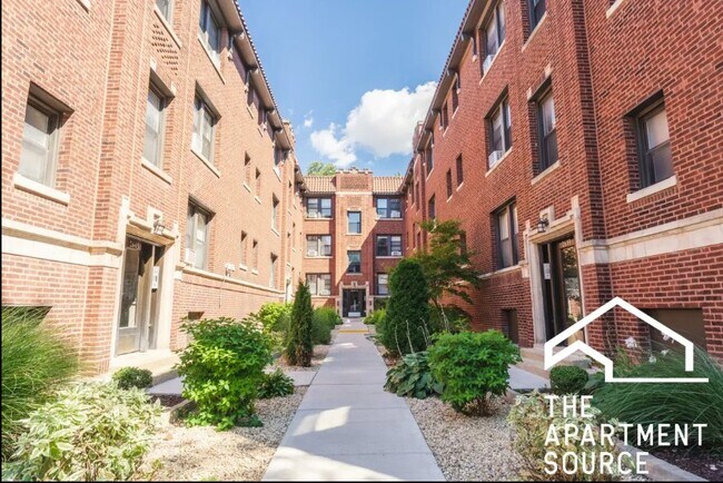 Foto del edificio - 2641 N Spaulding Ave
