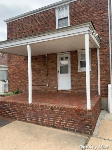 Primary Photo - 53 Carnation Ave