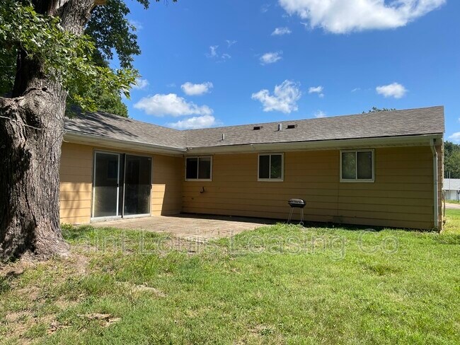 Building Photo - 3851 Keats Dr