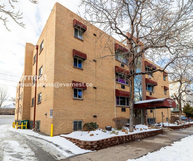 Foto del edificio - 1243 N Washington St