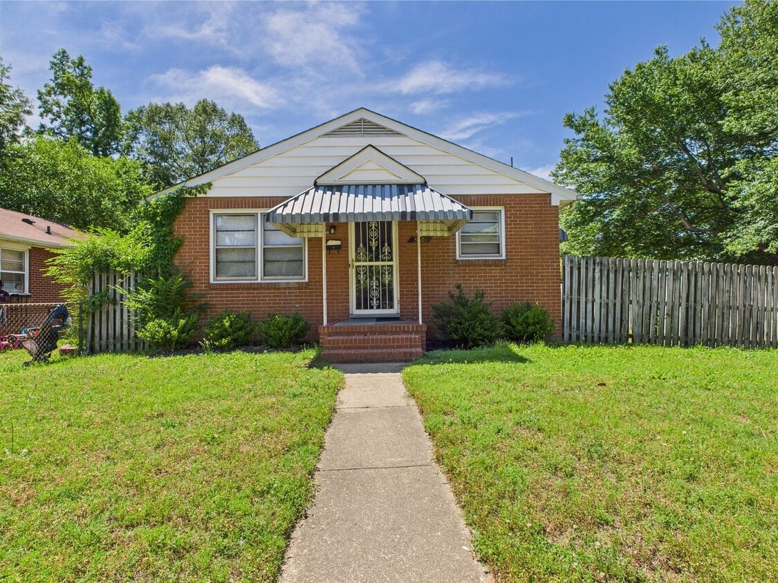 Primary Photo - 5601 Campbell Ave