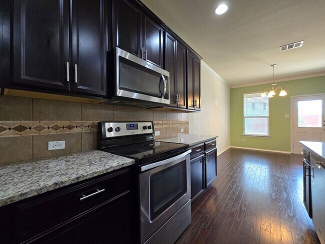 Building Photo - RENT REDUCTION & HUGE RENT SPECIAL - AVAIL...