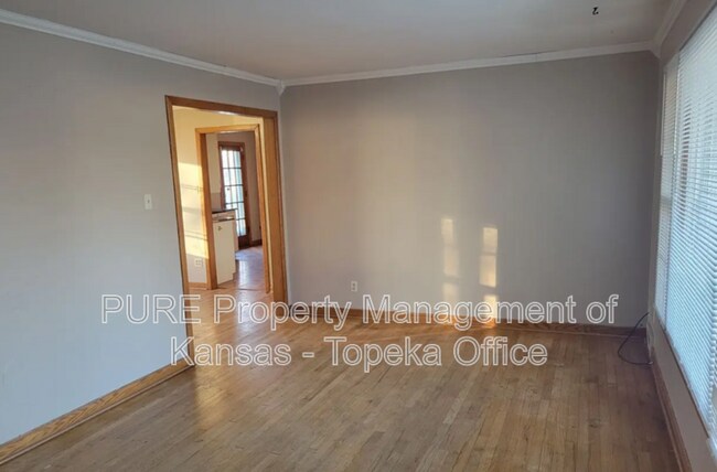 Foto del edificio - 1635 SW Burnett Rd