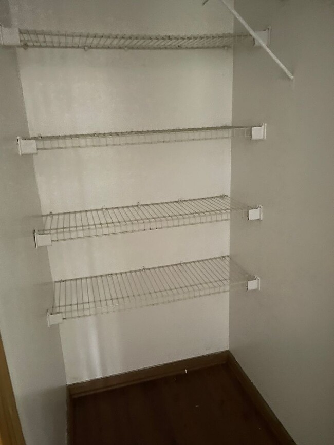 Building Photo - Puma Duplex