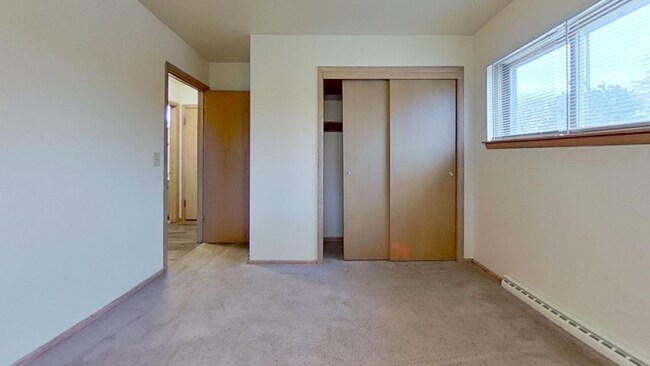 Foto del edificio - 3006 N 124th St