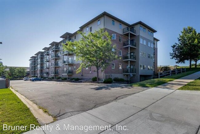 Building Photo - 1 br, 1 bath House - 102 Prairie Heights D...