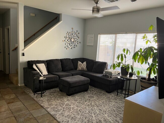 Foto del edificio - 21841 N 40th Pl