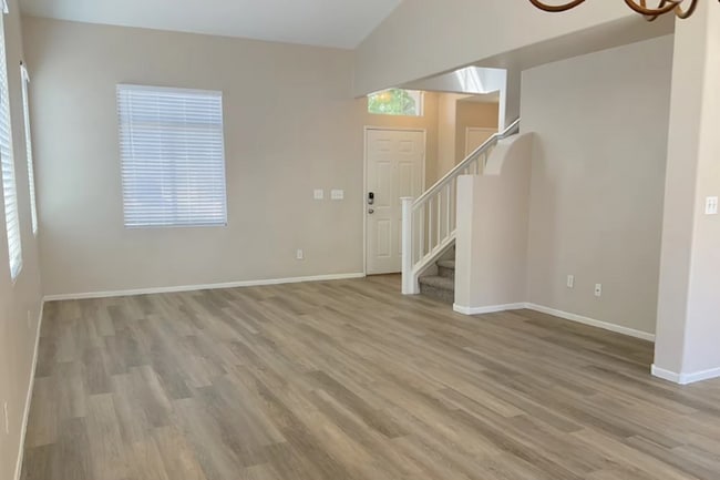 Building Photo - 5434 Ragged Robin Ct