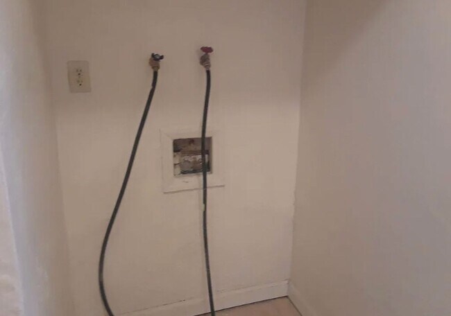 Foto del edificio - Louisiana Blvd SE-845