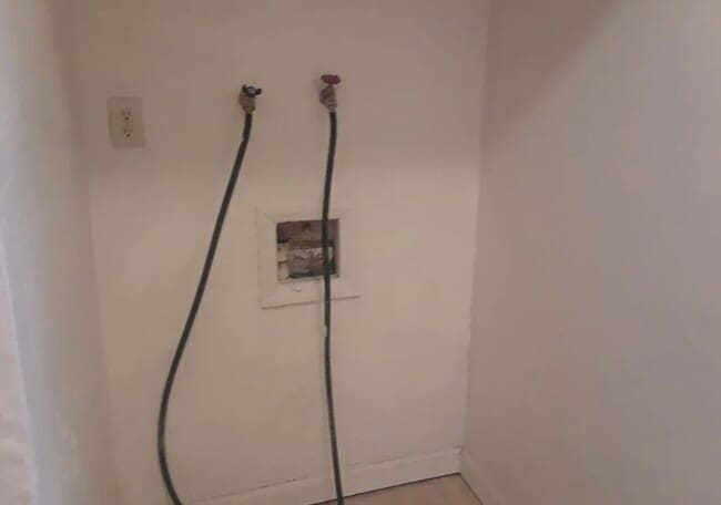 Building Photo - Louisiana Blvd SE-845