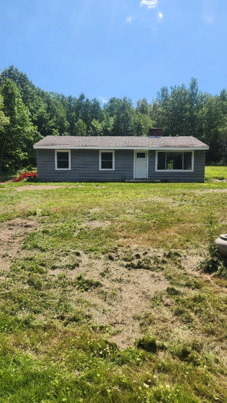 Building Photo - 456 Winona Rd