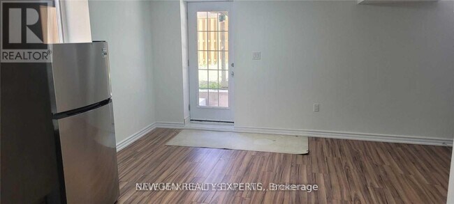 Building Photo - 3080 Olympus Mews