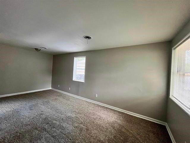 Building Photo - 4572 Violet Ave