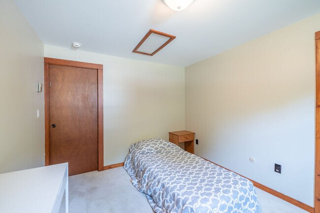 Foto del edificio - 15 Cottage Pl