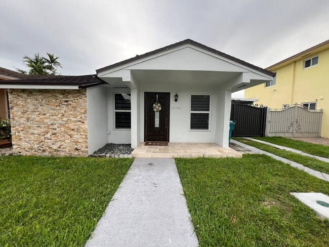 Building Photo - 10356 SW 11th Terrace