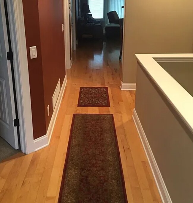 Foto del edificio - 5205 Chestnut Ct