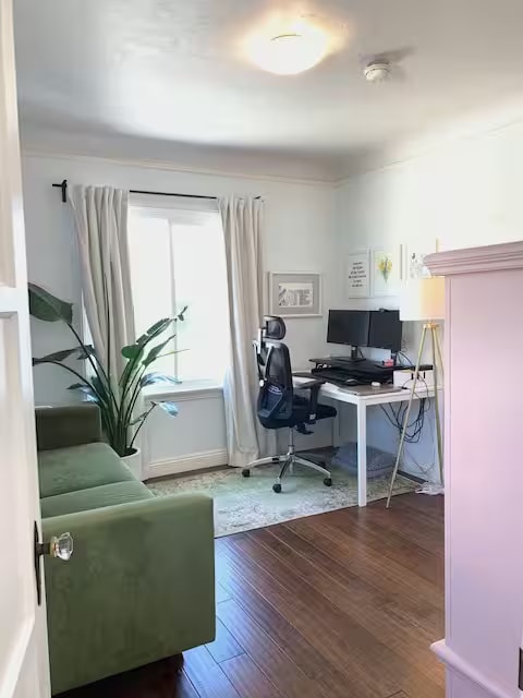 Foto del edificio - 1226 S Orange Grove Ave