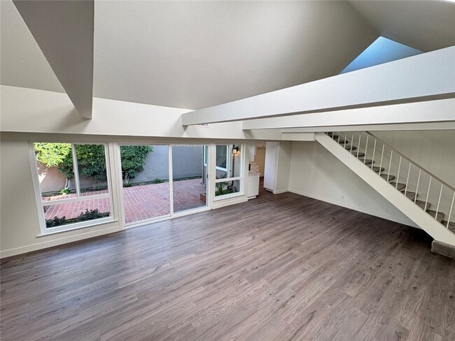 Foto del edificio - 310 Corsair Way
