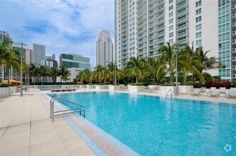 Building Photo - 951 Brickell Ave