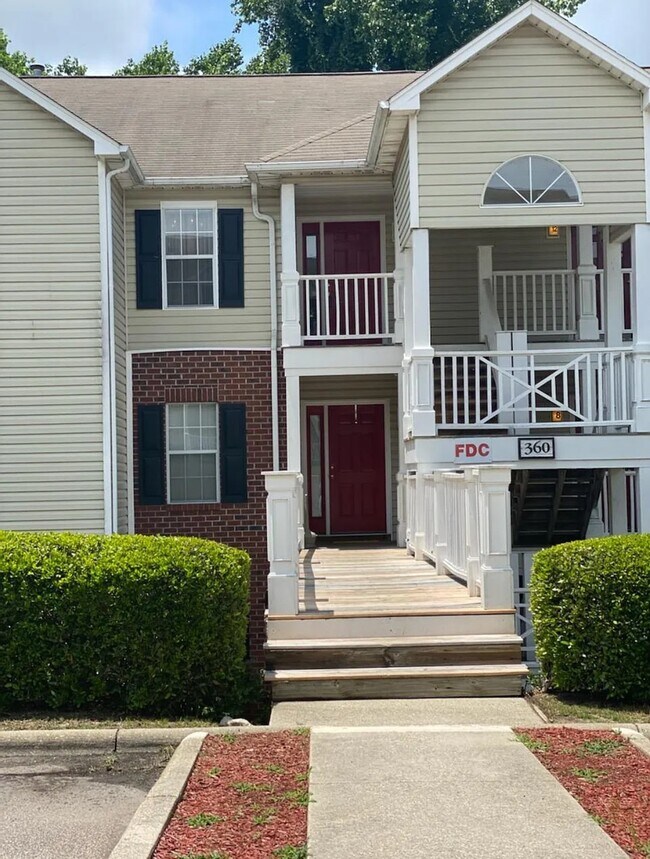 Foto del edificio - 360 Bubble Creek Ct