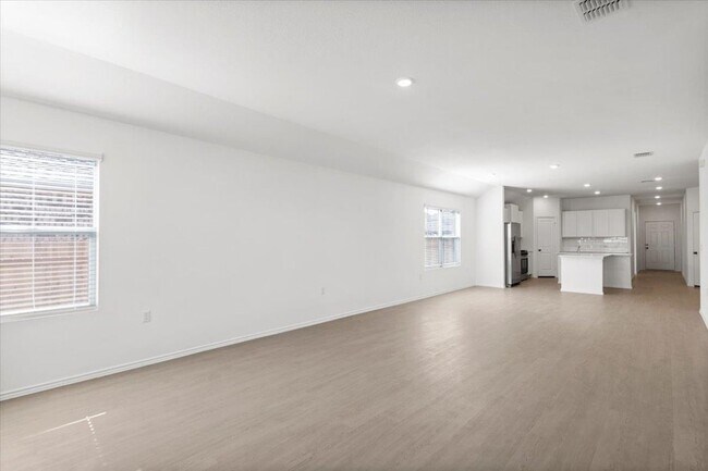 Building Photo - 17701 Sage Thrasher Dr