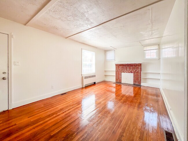 Building Photo - 1231 Greystone Ave