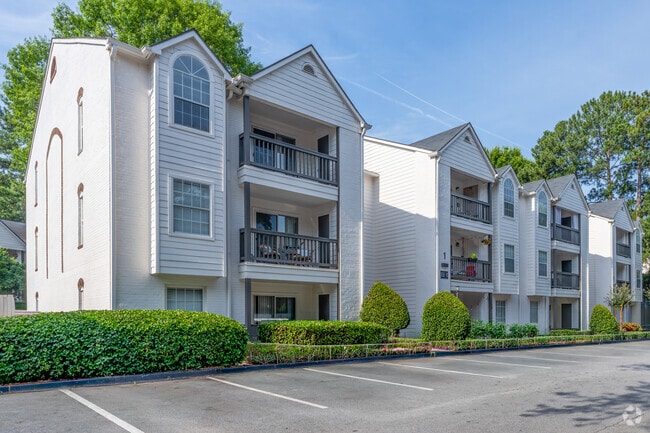 Building Photo - Virginia Highland Apartment Homes
