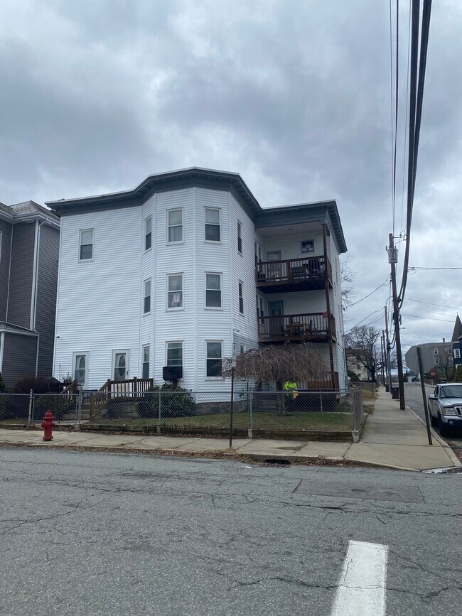 Building Photo - 280 Dulude Ave