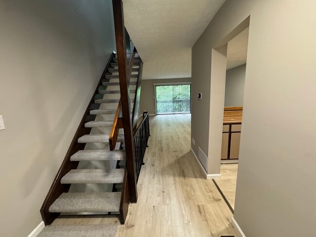 Building Photo - 2814 Stonehenge Dr